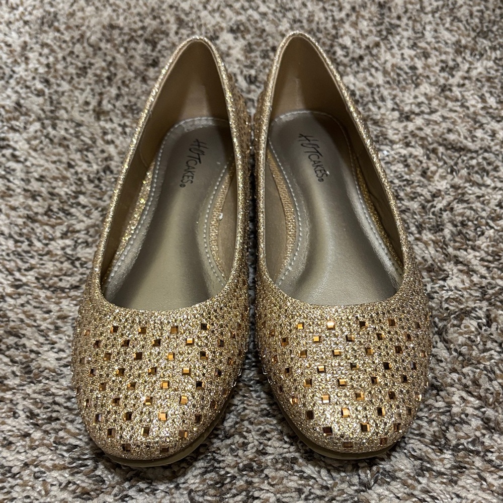 Hot‎ Cakes Shimmering Gold Loafers